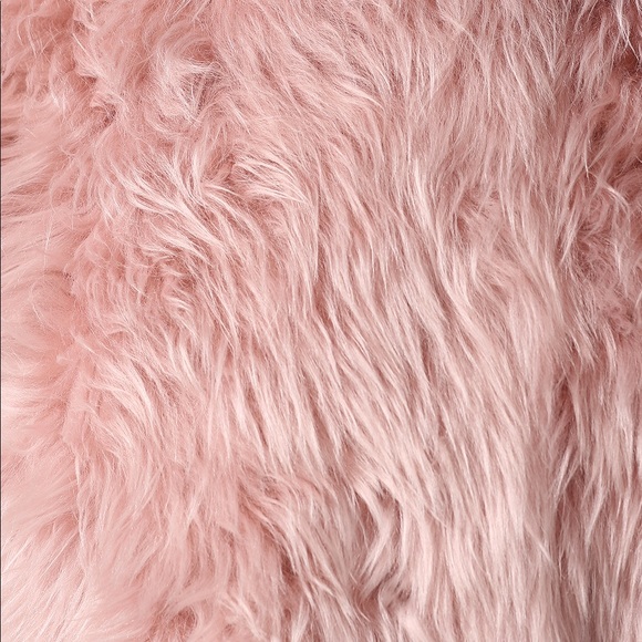 Authentic Celine three quarter crew neck coat in shearling.  Worn once. - Picture 4 of 14